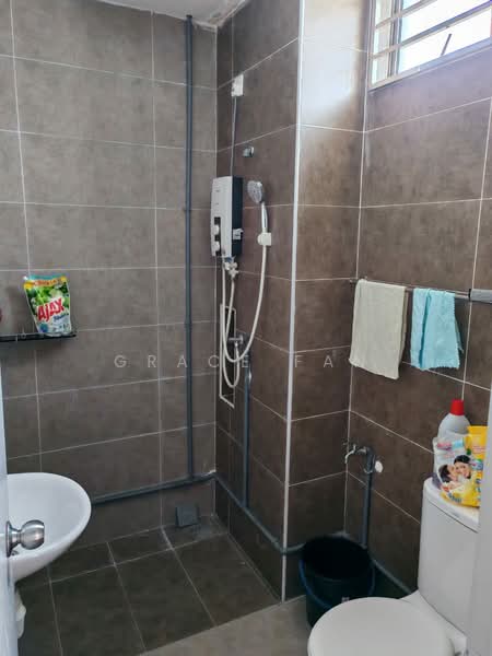 Rumah Teres 2 Tingkat untuk Dijual di Taman Mengkibol (Kluang) - Grace Fan - PropertyGuru.com.my