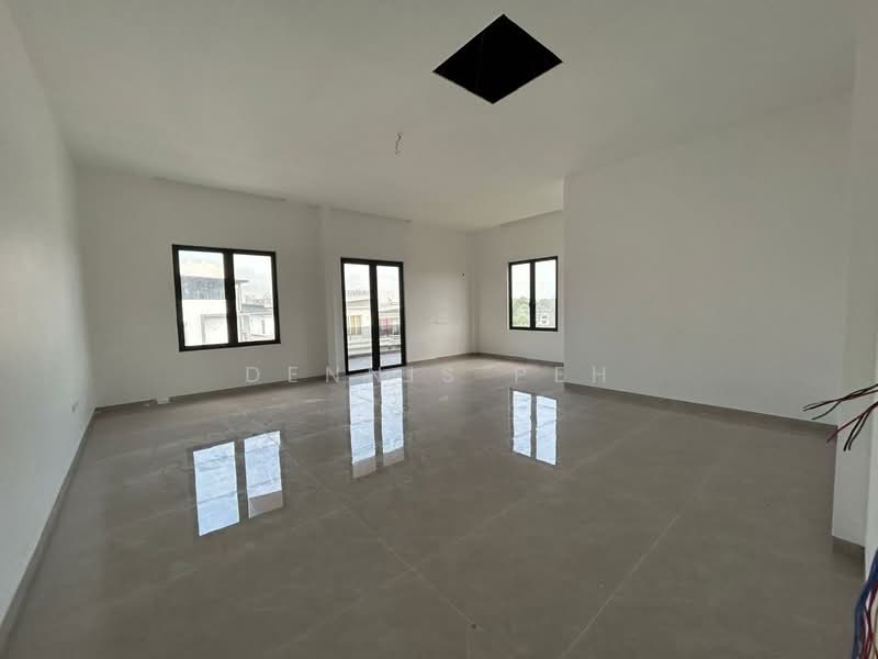 Rumah Banglo untuk Dijual di Taman Ponderosa (Johor Bahru) - Dennis Peh - Living Room - PropertyGuru.com.my