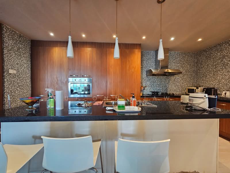 Condominium for Sale at Jesselton Condominium - Vui Onn Liaw - Kitchen - PropertyGuru.com.my