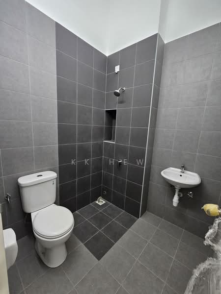 Rumah Teres 2 Tingkat untuk Dijual di Eco Forest (Semenyih) - KK HEW - Bathroom - PropertyGuru.com.my
