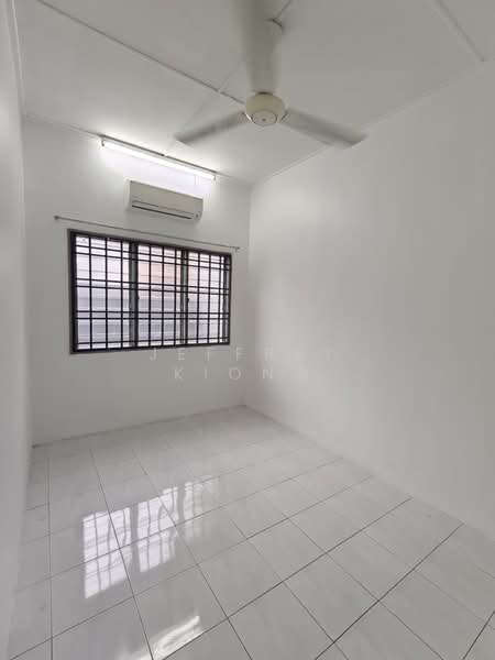 1-storey Terraced House for Sale in Bandar Putra (Kulai) - Jeffrey Kiong - Interior - PropertyGuru.com.my