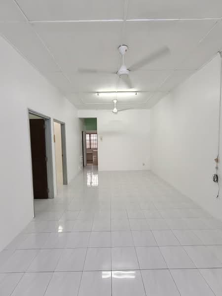 1-storey Terraced House for Sale in Bandar Putra (Kulai) - Jeffrey Kiong - Interior - PropertyGuru.com.my