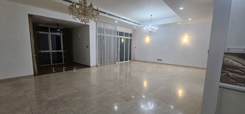 Kondominium untuk Dijual di The Pearl KLCC - Lee Ding Ding - Living Room - PropertyGuru.com.my
