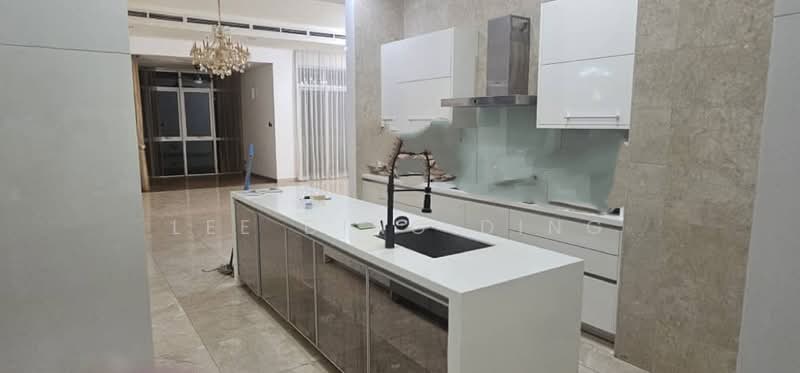 Kondominium untuk Dijual di The Pearl KLCC - Lee Ding Ding - Kitchen - PropertyGuru.com.my