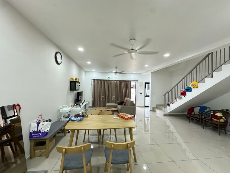 Rumah Teres 2 Tingkat untuk Dijual di Taman Pura Kencana (Batu Pahat) - Grace Fan - PropertyGuru.com.my