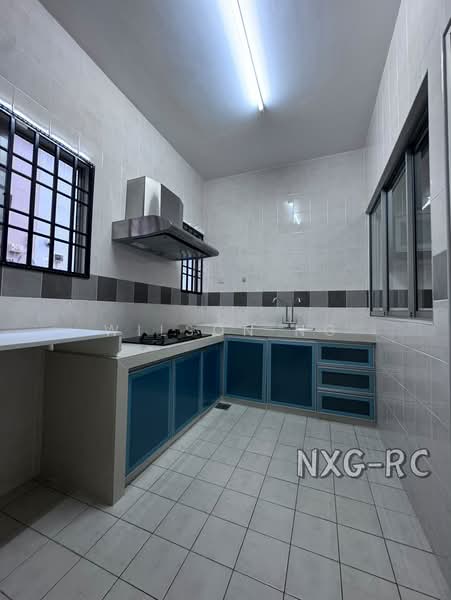 2-storey Terraced House for Sale in Setia Impian (Setia Alam) - Wilson Ng - Kitchen - PropertyGuru.com.my