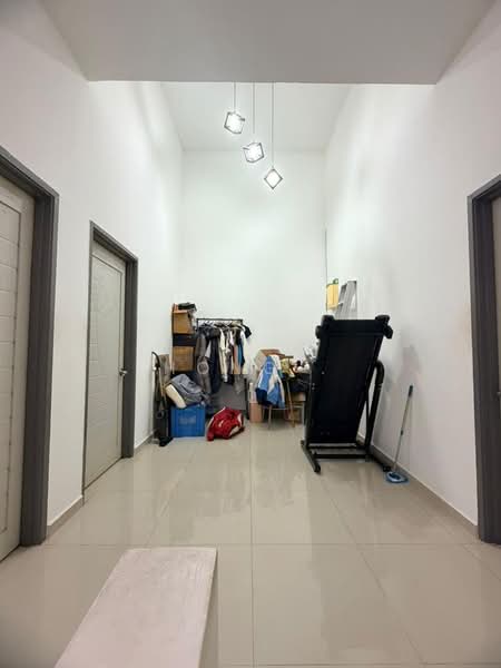 Rumah Teres 2 Tingkat untuk Dijual di Taman Setia Indah (Tebrau) - Hong . - Interior - PropertyGuru.com.my