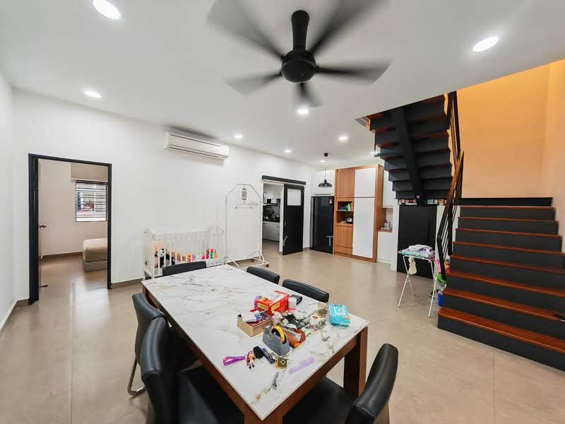 2-storey Terraced House for Sale in Kangkar Pulai (Skudai) - Tommy Tai - Living Room - PropertyGuru.com.my