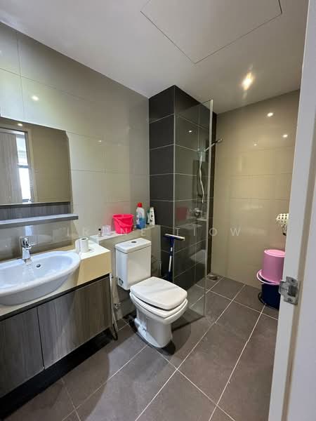 Kondominium untuk Disewa di Inwood Residences - Irene Tiow - Bathroom - PropertyGuru.com.my
