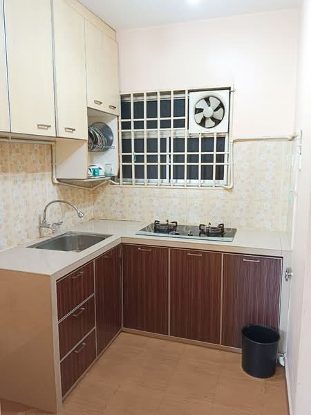 Flat for Rent at Pinang Court 2 - Andrew Chow - Kitchen - PropertyGuru.com.my