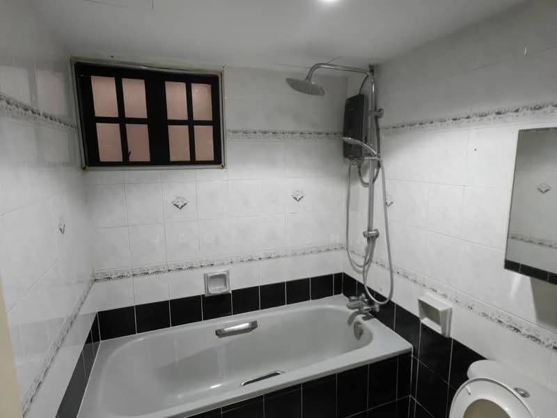 Rumah Bandar untuk Dijual di KL City Centre (Kuala Lumpur) - Jaden Chai - Bathroom - PropertyGuru.com.my