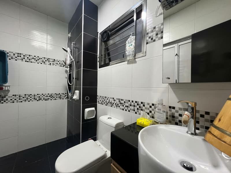 Service Residence for Sale at Sky View - Yvonne Lim - Bathroom - PropertyGuru.com.my