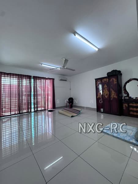 Rumah Teres 2 Tingkat untuk Dijual di Taman Pandamaran Jaya (Pelabuhan Klang) - Wilson Ng - Living Room - PropertyGuru.com.my