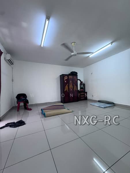 Rumah Teres 2 Tingkat untuk Dijual di Taman Pandamaran Jaya (Pelabuhan Klang) - Wilson Ng - Living Room - PropertyGuru.com.my