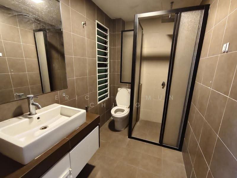 Kondominium untuk Disewa di Atmosfera Kondominium - Eric Lau Mun Chung - Bathroom - PropertyGuru.com.my