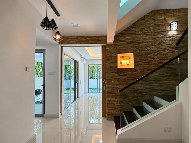 Rumah Teres 3-Tingkat untuk Dijual di Desa Parkcity (Kuala Lumpur) - SY YAP - Entrance - PropertyGuru.com.my