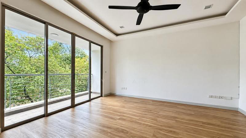 3-storey Terraced House for Sale in Desa Parkcity (Kuala Lumpur) - SY YAP - Balcony - PropertyGuru.com.my