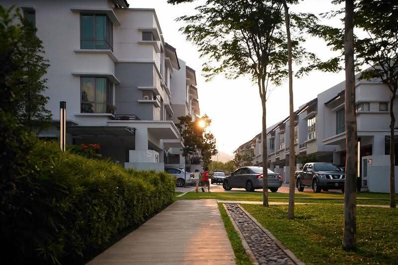 3-storey Terraced House for Sale in Desa Parkcity (Kuala Lumpur) - SY YAP - Exterior - PropertyGuru.com.my