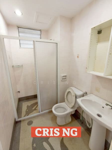 Kondominium untuk Dijual di Regency Heights Condo - Cris Ng - Bathroom - PropertyGuru.com.my
