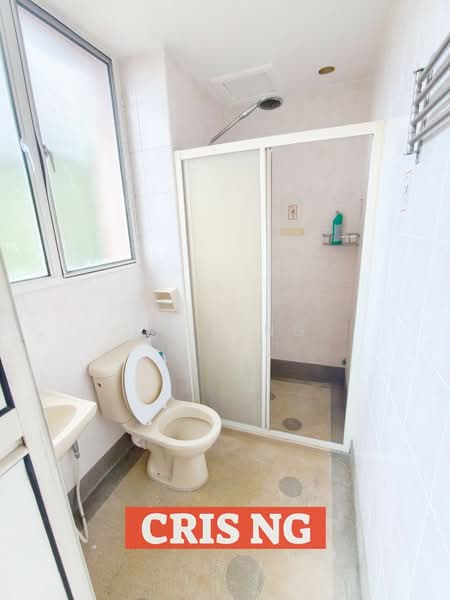 Kondominium untuk Dijual di Regency Heights Condo - Cris Ng - Bathroom - PropertyGuru.com.my