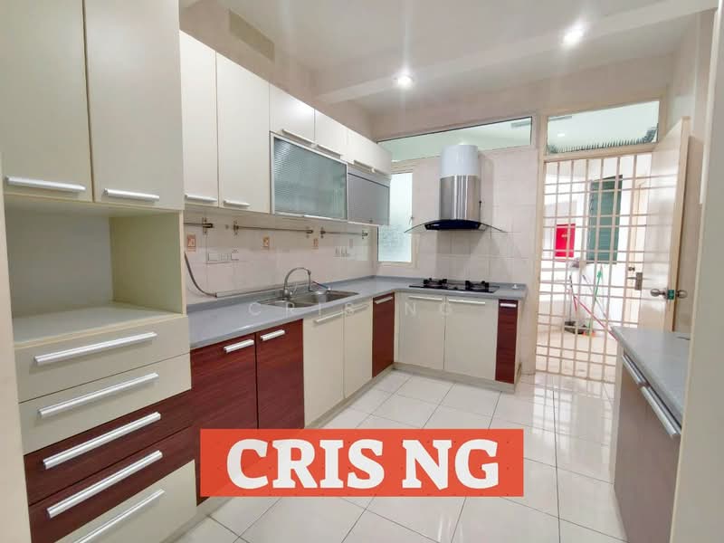 Kondominium untuk Dijual di Regency Heights Condo - Cris Ng - Kitchen - PropertyGuru.com.my