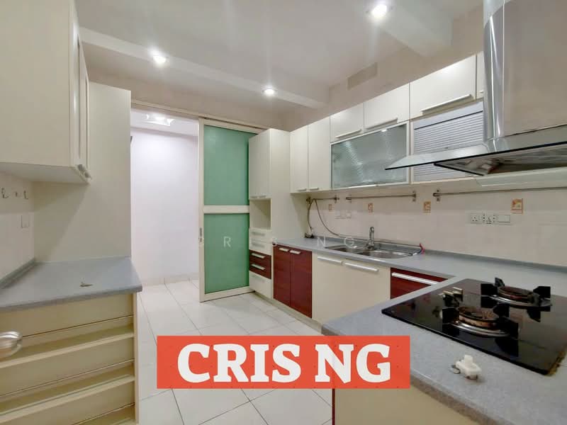Kondominium untuk Dijual di Regency Heights Condo - Cris Ng - Kitchen - PropertyGuru.com.my