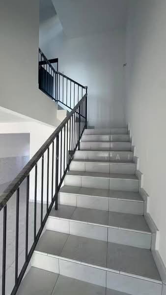 Rumah Teres 2 Tingkat untuk Dijual di Taman Austin Duta (Tebrau) - Tommy Tai - Interior - PropertyGuru.com.my