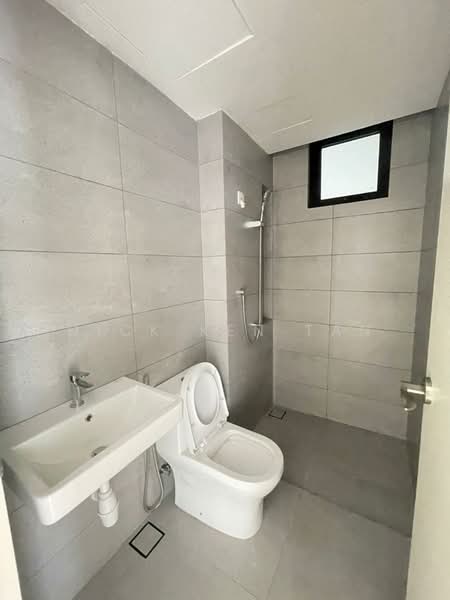Servis Apartment untuk Dijual di Vivo Executive Apartment - Dick Ken Tan - Bathroom - PropertyGuru.com.my
