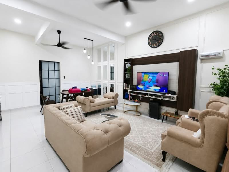 2-storey Terraced House for Sale in Seksyen 30 (Shah Alam) - Nazatul Afzan - PropertyGuru.com.my