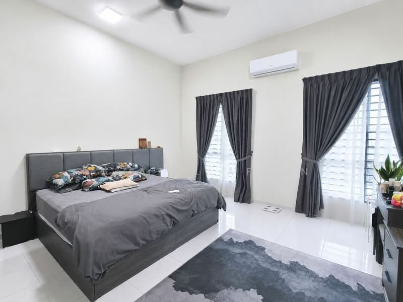 2-storey Terraced House for Sale in Seksyen 30 (Shah Alam) - Nazatul Afzan - PropertyGuru.com.my