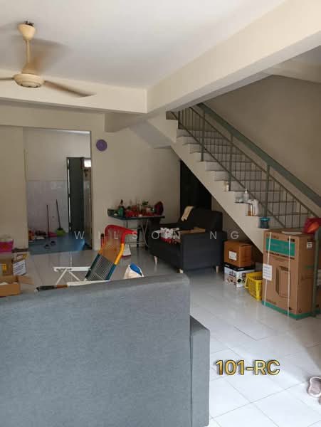 2-storey Terraced House for Sale in Bandar Bukit Tinggi (Klang) - Wilson Ng - Living Room - PropertyGuru.com.my