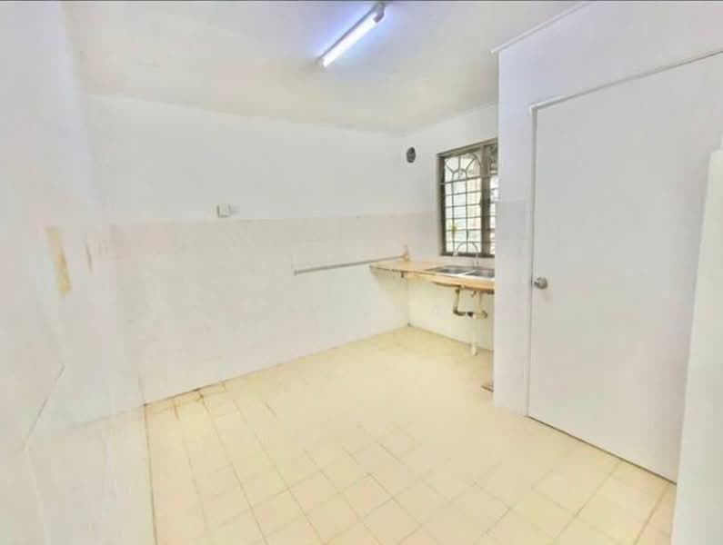 Rumah Teres 2 Tingkat untuk Disewa di Bandar Damai Perdana (Cheras) - Azlan Shafei - Kitchen - PropertyGuru.com.my