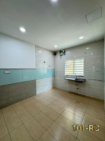Rumah Teres 2.5 Tingkat untuk Dijual di Bandar Puteri Klang (Klang) - Wilson Ng - Kitchen - PropertyGuru.com.my