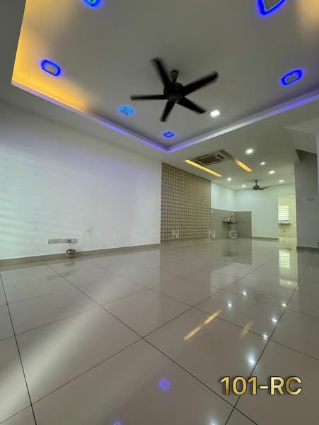 Rumah Teres 2.5 Tingkat untuk Dijual di Bandar Puteri Klang (Klang) - Wilson Ng - Living Room - PropertyGuru.com.my