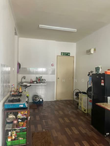 Pangsapuri untuk Dijual di Idaman Selasih - Bryan H'ng - Kitchen - PropertyGuru.com.my