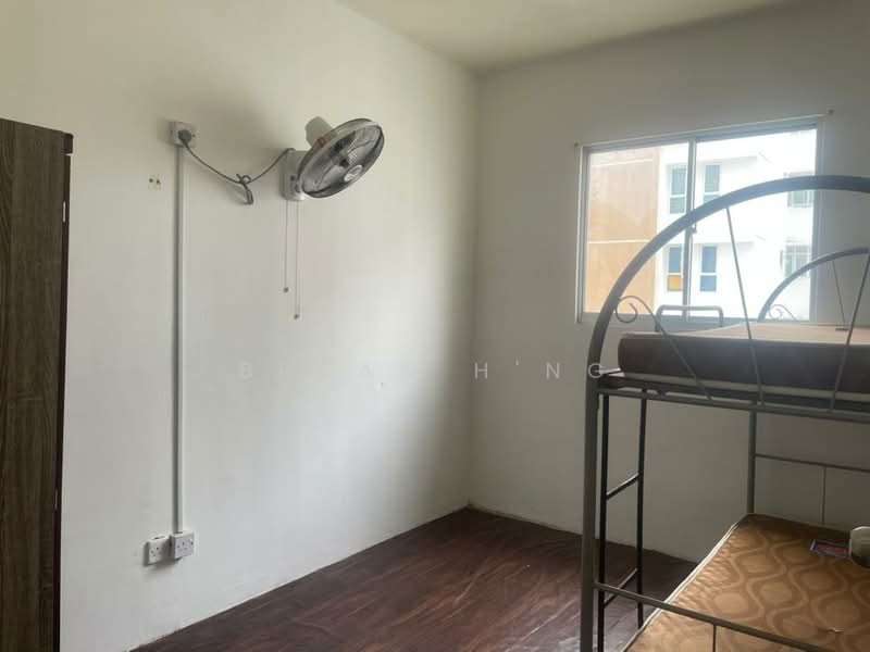 Pangsapuri untuk Dijual di Idaman Selasih - Bryan H'ng - Bedroom - PropertyGuru.com.my
