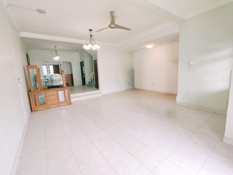 Rumah Teres 2.5 Tingkat untuk Dijual di Johor Bahru (Johor) - Finn Aw - Living Room - PropertyGuru.com.my