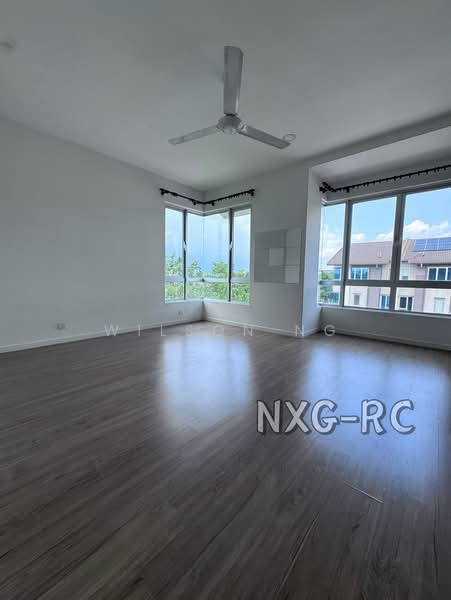 3-storey Terraced House for Sale in Bandar Tropicana Aman (Telok Panglima Garang) - Wilson Ng - Living Room - PropertyGuru.com.my