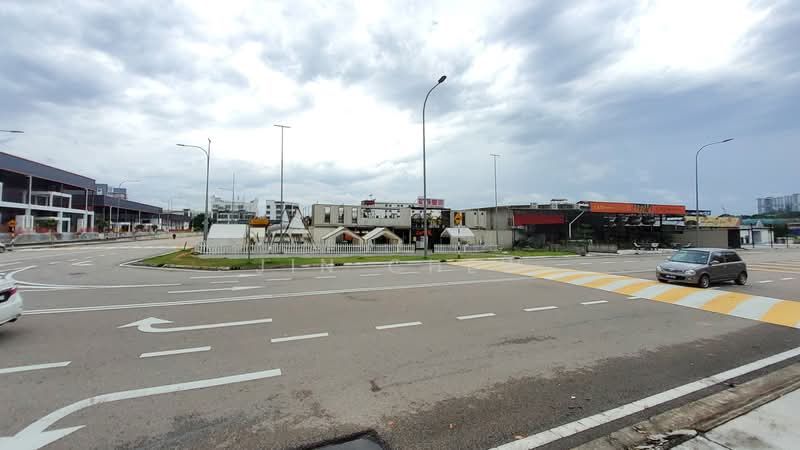 Shop / Office for Sale in Taman Mount Austin (Tebrau) - Jin Chew - Exterior - PropertyGuru.com.my