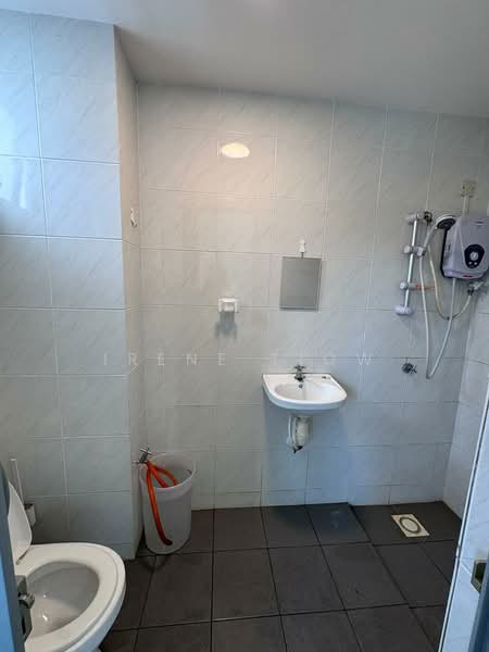 Apartment for Rent at Camellia Residences - Irene Tiow - Bathroom - PropertyGuru.com.my