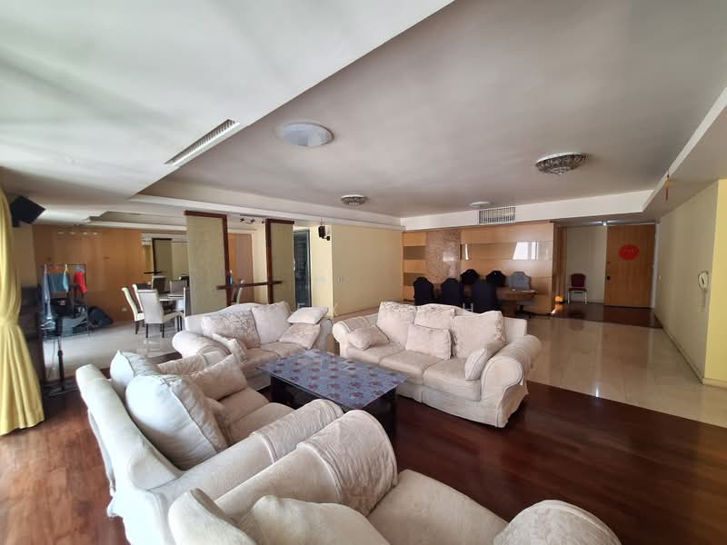 Condominium for Sale at 2 Hampshire - Alex Goh - Living Room - PropertyGuru.com.my