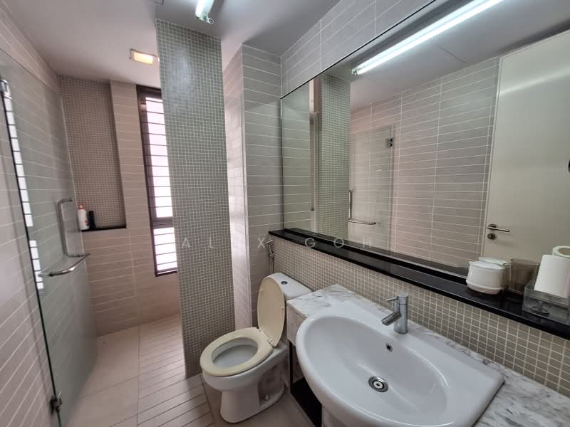 Condominium for Sale at 2 Hampshire - Alex Goh - Bathroom - PropertyGuru.com.my