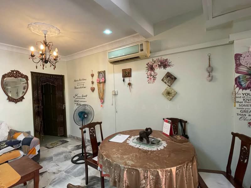 Rumah Teres 2 Tingkat untuk Dijual di Puchong (Selangor) - Farah Rasul - PropertyGuru.com.my