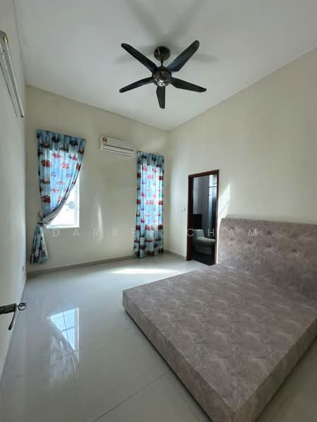 Rumah Berkembar untuk Dijual di Bukit Panchor (Nibong Tebal) - Darren Cham - Bedroom - PropertyGuru.com.my