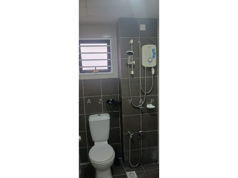 Kondominium untuk Disewa di Residensi Permai - Jazz Yap - Bathroom - PropertyGuru.com.my