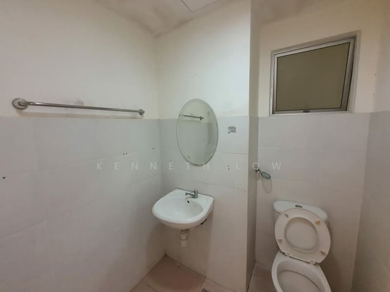 Condominium for Sale at Ampang Putra Residency - Kenneth Low - Bathroom - PropertyGuru.com.my