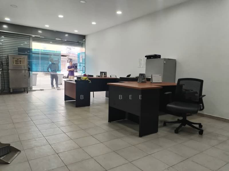 Shop for Sale in Taman Ungku Tun Aminah (Skudai) - Bee Bee - PropertyGuru.com.my