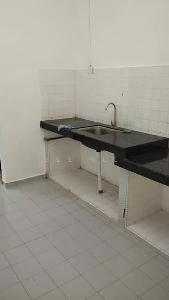 Rumah Teres 2 Tingkat untuk Disewa di Taman Bukit Kempas (Tampoi) - Bee Bee - PropertyGuru.com.my