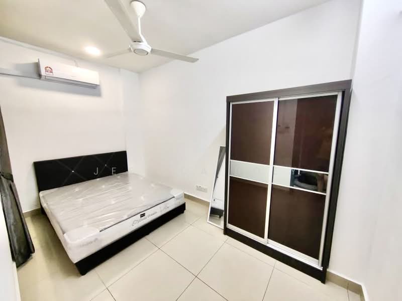 Service Residence for Sale at SuriaMas Suites - Jessica Boey - Bedroom - PropertyGuru.com.my