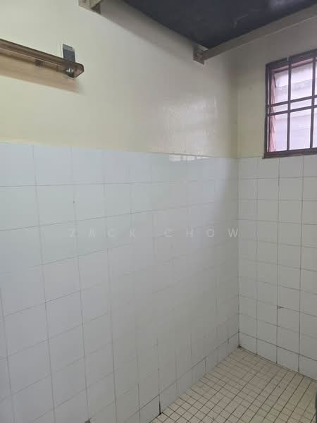 Flat for Sale at Flat Tasek 64 - Zack Chow - Bathroom - PropertyGuru.com.my